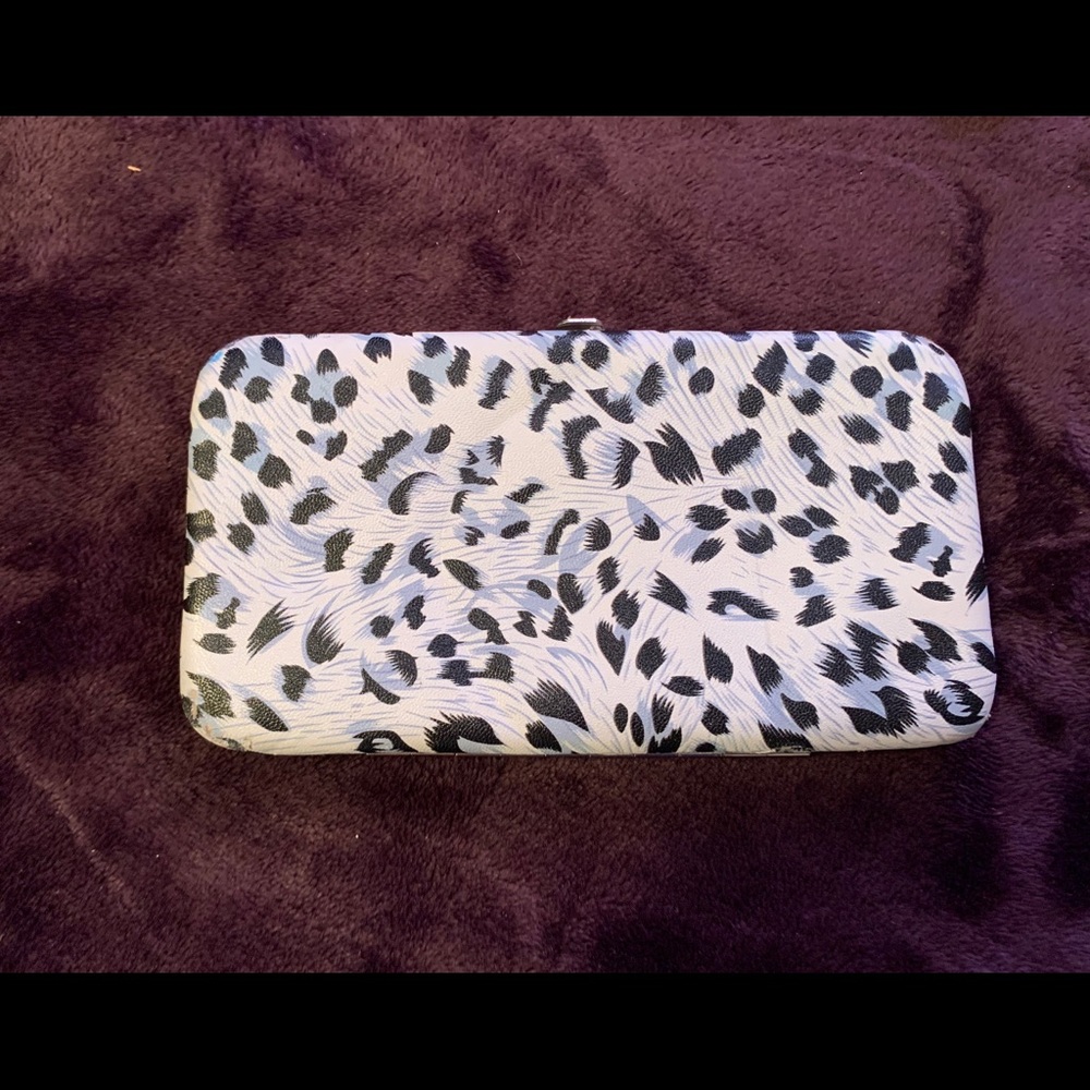 Hard case wallet